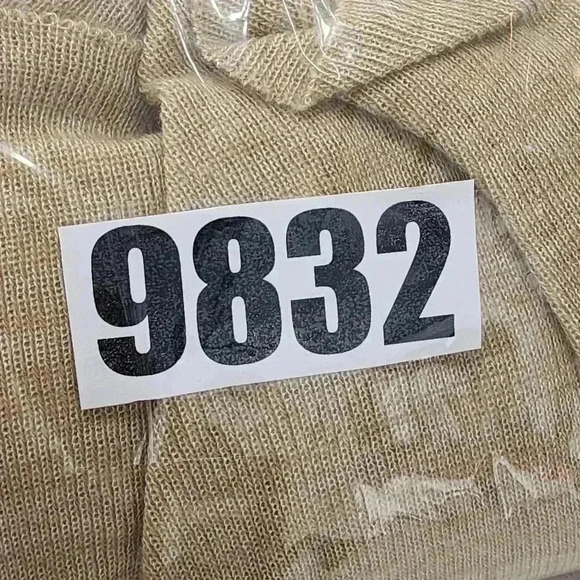 Vintage Campus Virging Acrylic Made In USA Collar Neck Men's Sweater M - Picture 9 of 9